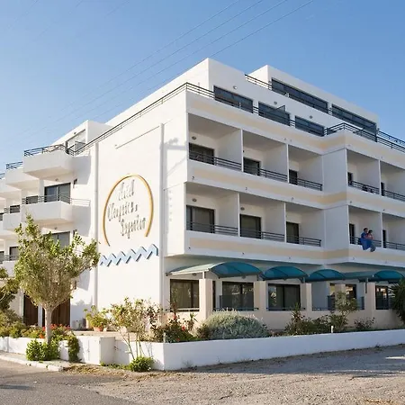 Cleopatra Superior Hotel 3*