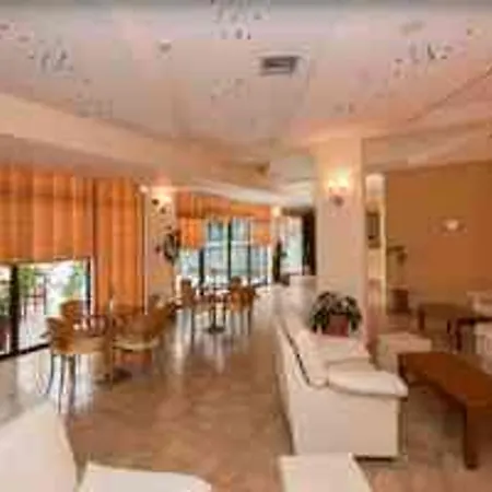 Cleopatra Superior Hotel 3*